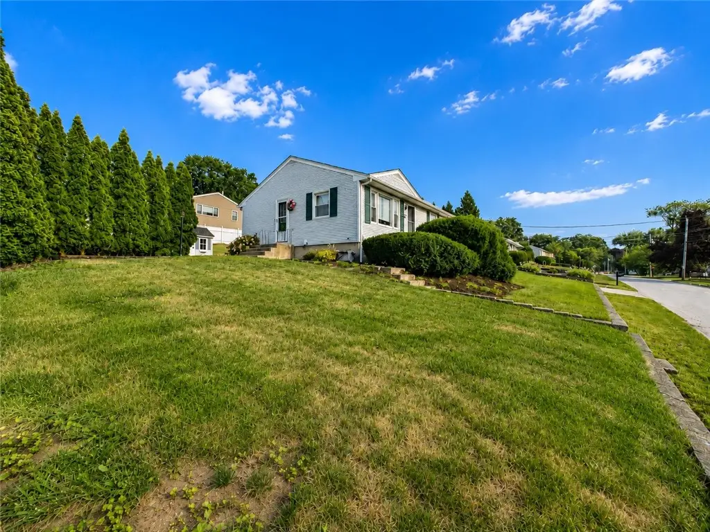 10 Grandview Drive, Cumberland, RI 02864 - #1