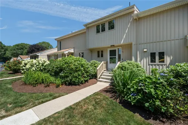 335 South Pier Road Road #3B, Narragansett, RI 02882