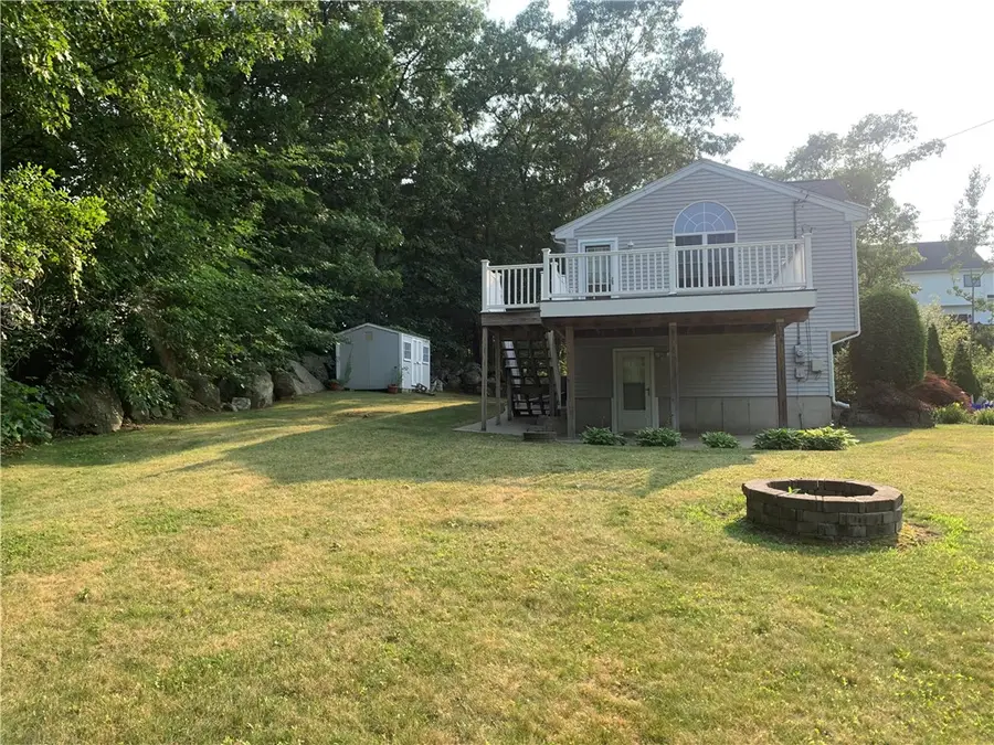 9 Violet Street, Johnston, RI 02919 - #3