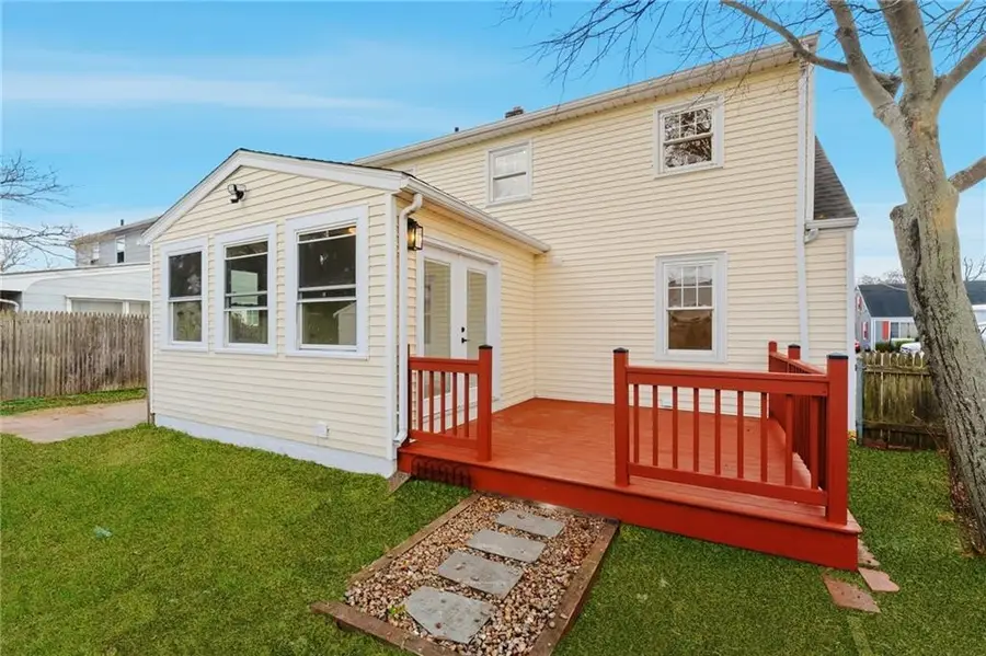 228 London Avenue, Pawtucket, RI 02861 - #3