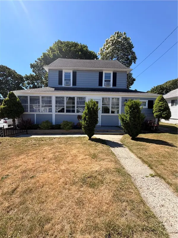 58 Surf Avenue, Warwick, RI 02889