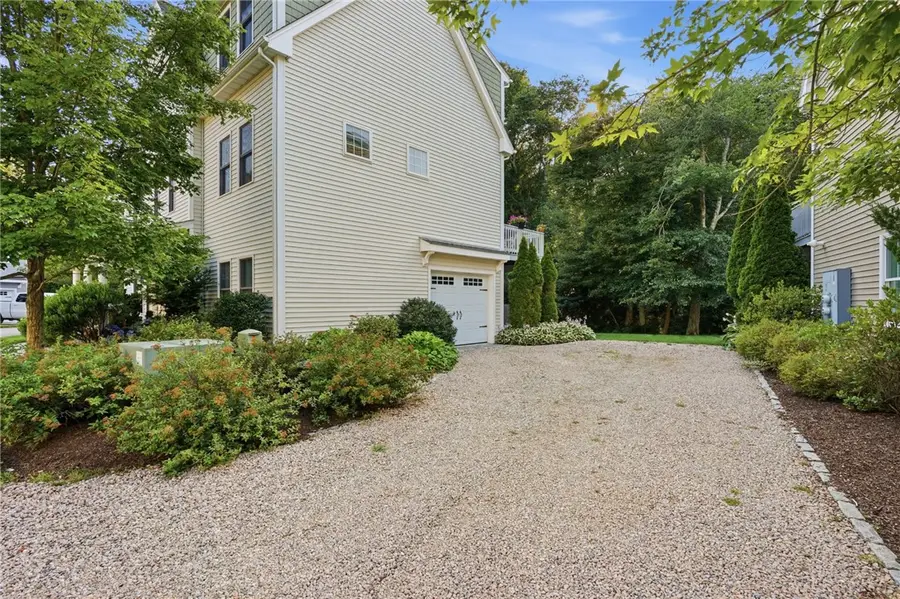 12 Park Avenue #8, Narragansett, RI 02882 - #2