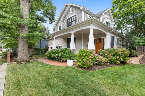 406 Blackstone Boulevard, Providence, RI 02906
