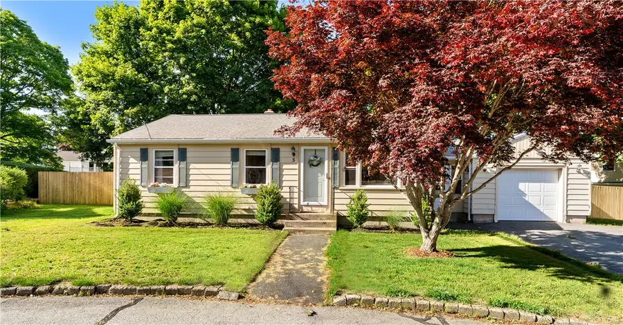 5 Flynn Terrace, West Warwick, RI 02893 - #2