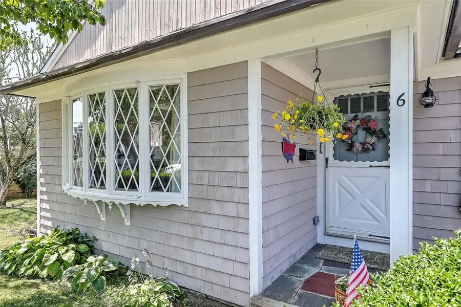 6 Woodbine Street, Riverside, RI 02915 - #3