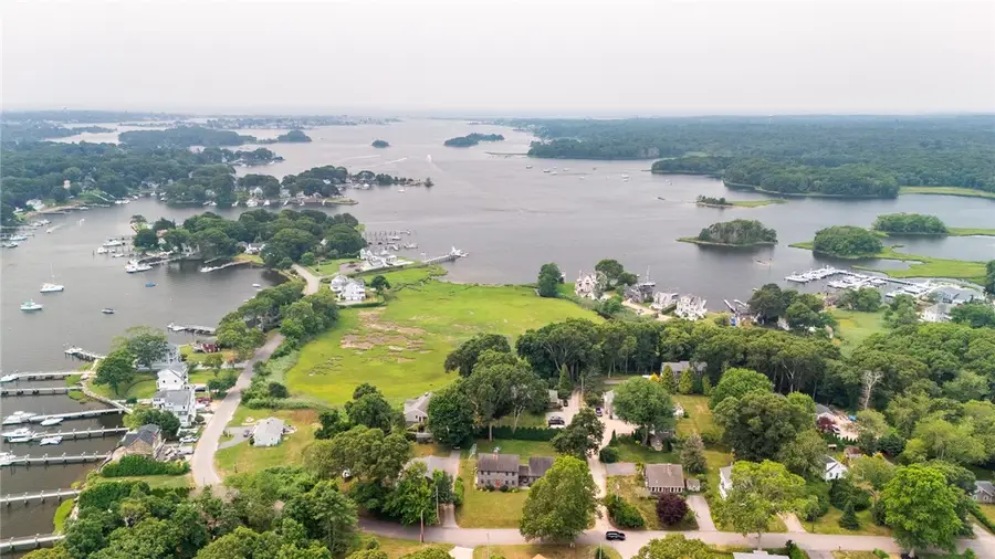 125 Winchester Drive, South Kingstown, RI 02879 - #3
