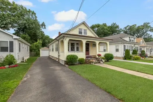 76 Myrtle Avenue, Cranston, RI 02910 - #2