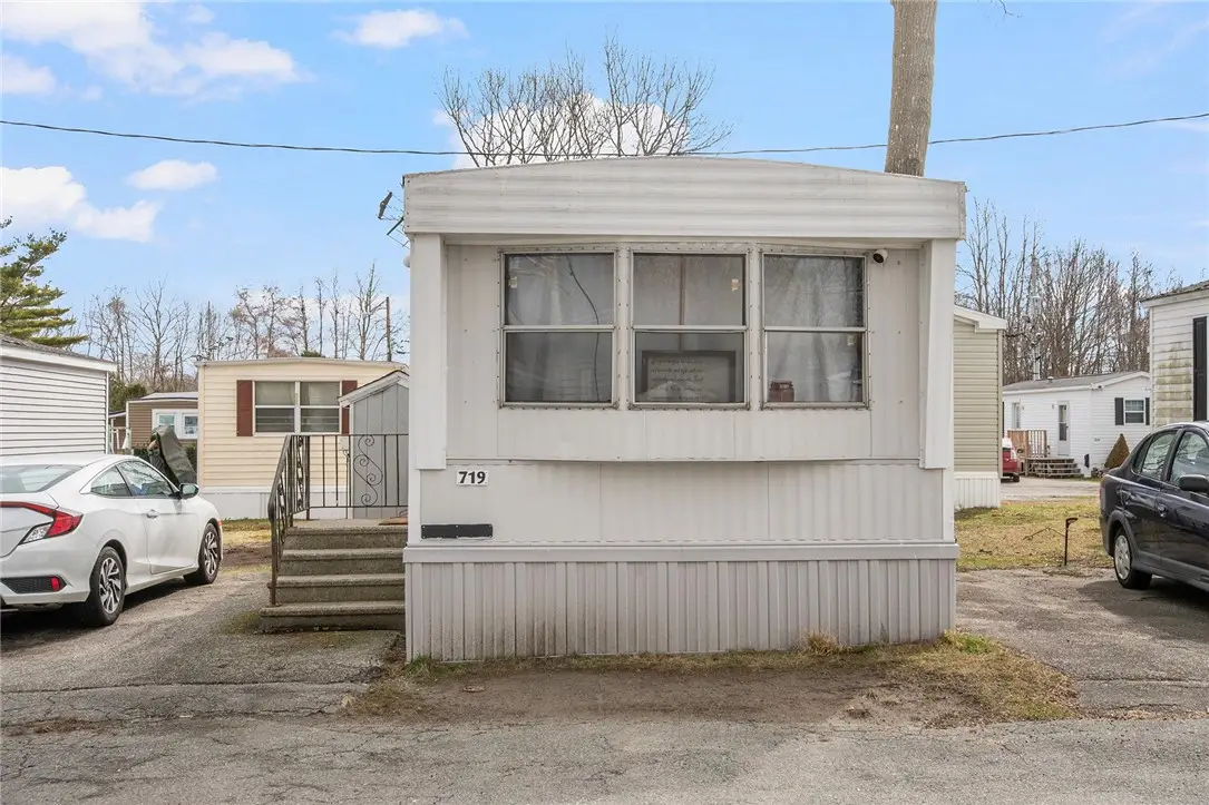 719 Forest Park, Middletown, RI 02842 - #1
