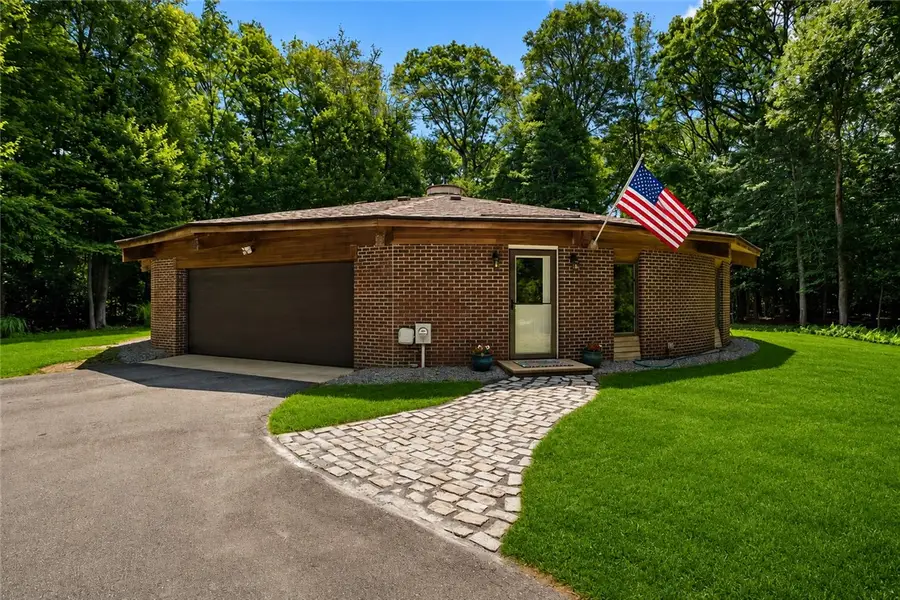 2 Pachet Brook Road, Little Compton, RI 02837 - #3