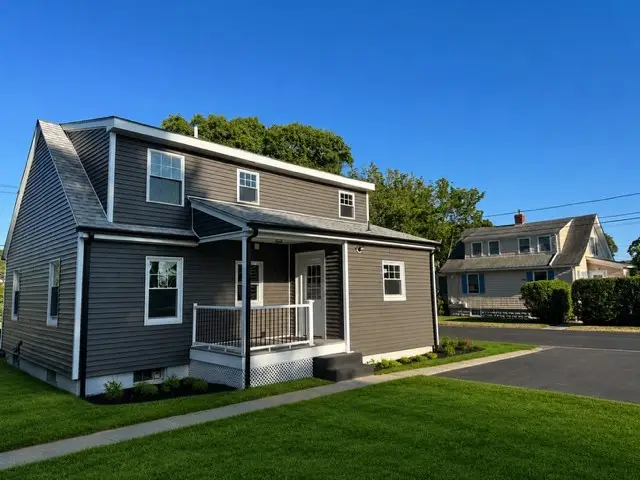 49 Metropolitian Park Drive, Riverside, RI 02915 - #2