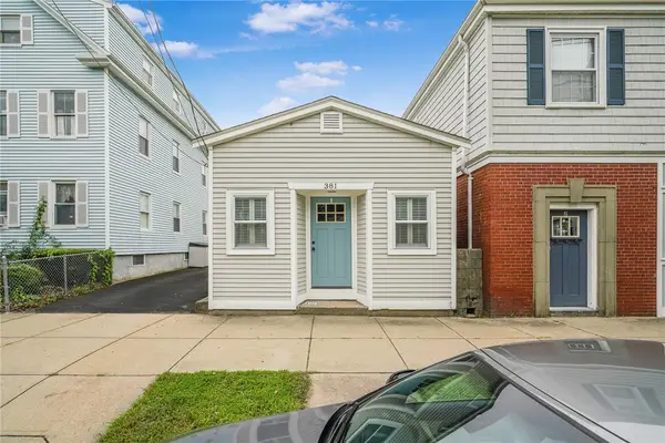 381 Wood Street, Bristol, RI 02809