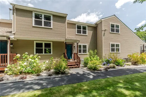 351 New London Avenue #106, Warwick, RI 02886