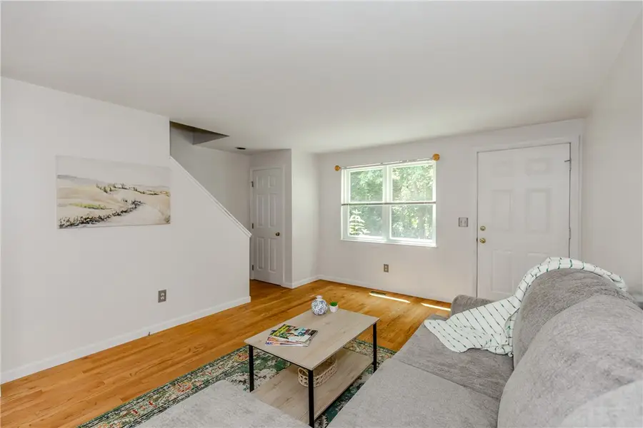 351 New London Avenue #106, Warwick, RI 02886 - #3