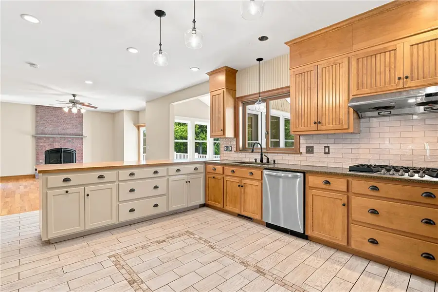 45 Pine Swamp Road, Cumberland, RI 02864 - #3