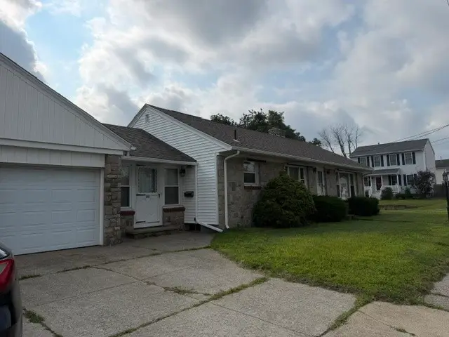 200 Budlong Road, Cranston, RI 02920 - #1