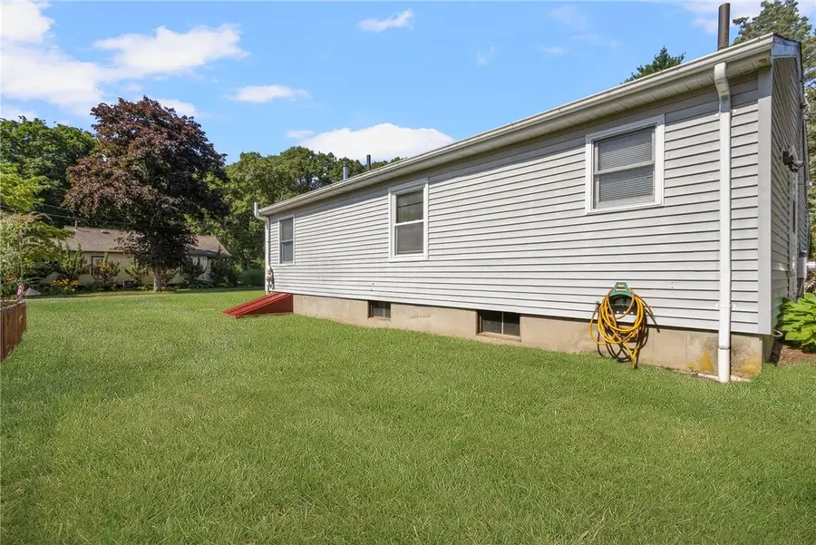 28 Elmer Avenue, Warwick, RI 02886 - #3