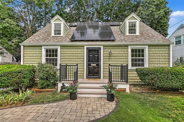 88 Nichols Road, North Kingstown, RI 02852