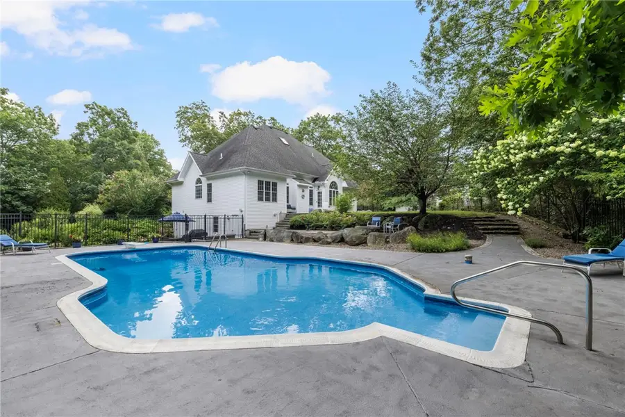 15 Sophia Circle, North Kingstown, RI 02852 - #2
