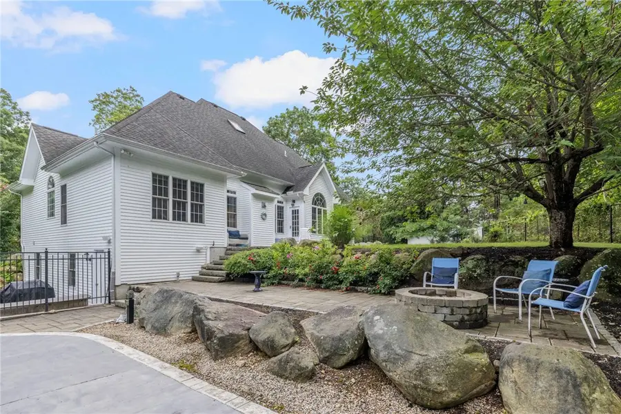 15 Sophia Circle, North Kingstown, RI 02852 - #3