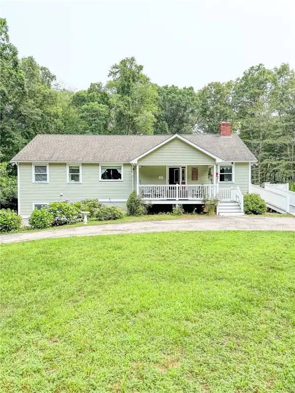 552 Main Street, Hopkinton, RI 02833