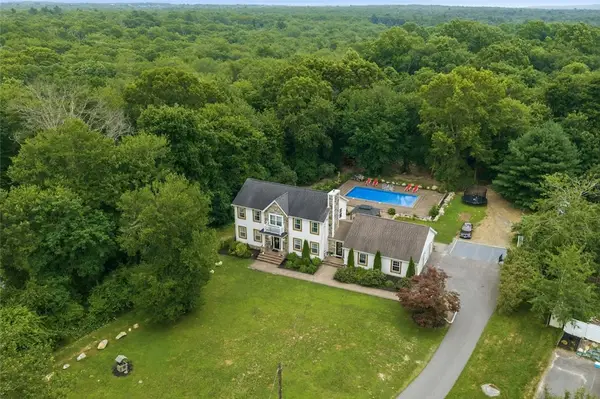 51 Bouchard Lane, Tiverton, RI 02878