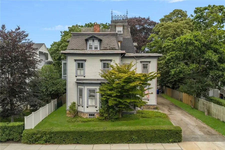 36 Ayrault Street, Newport, RI 02840 - #3