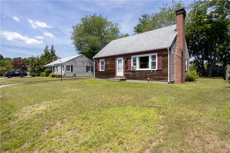 73 Lindy Avenue, Riverside, RI 02915 - #3