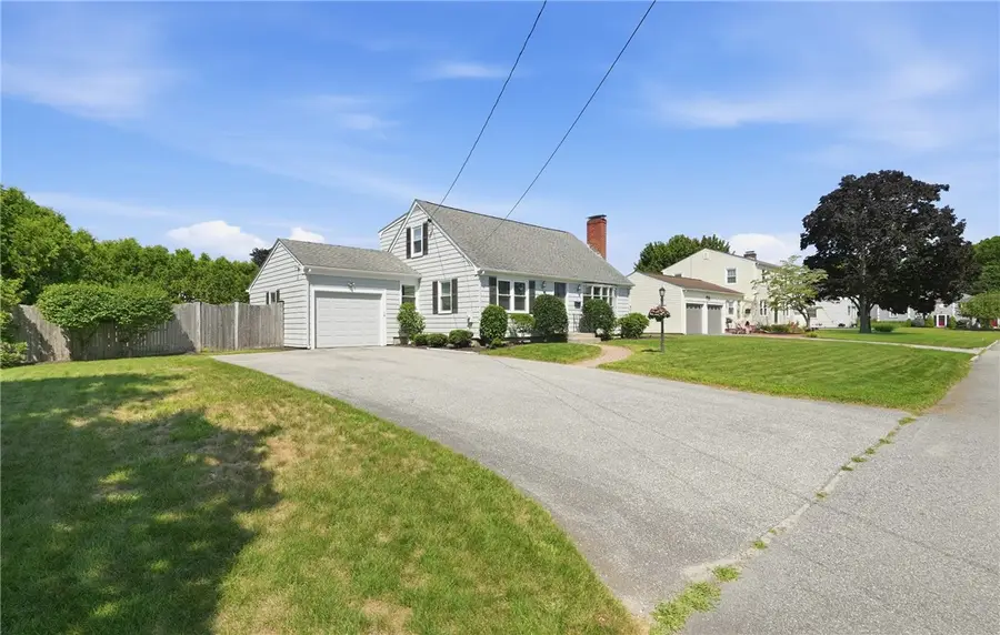19 Crowfield Drive, Warwick, RI 02888 - #2