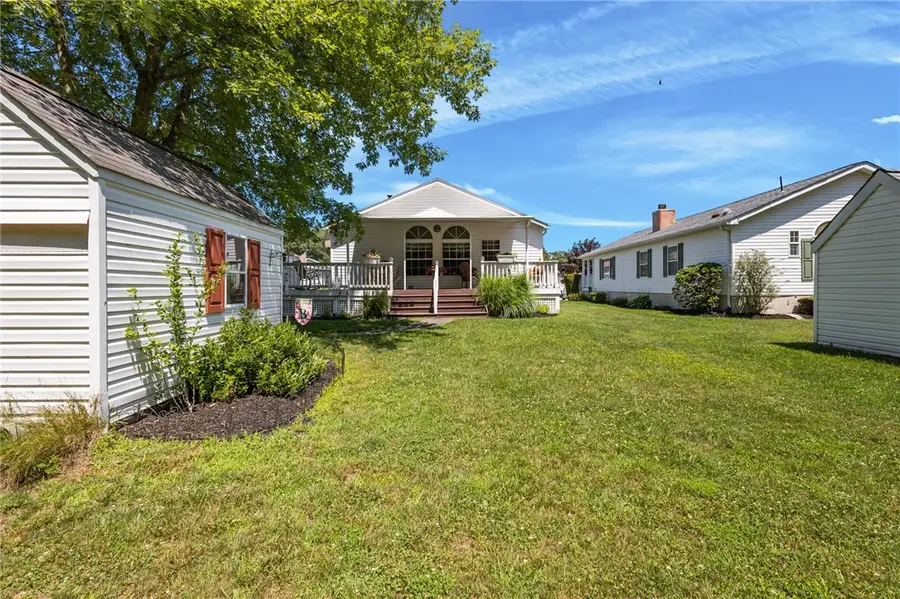9 Nightingale Lane, Tiverton, RI 02878 - #3