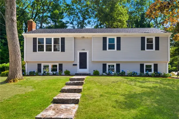 132 Grand View Road, East Greenwich, RI 02818