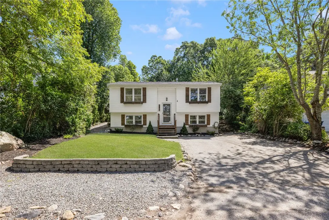 29 Pepper Bush Trail, Saunderstown, RI 02874 - #1