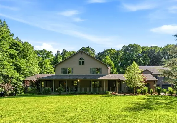 145 Beechwood Drive, Cranston, RI 02921