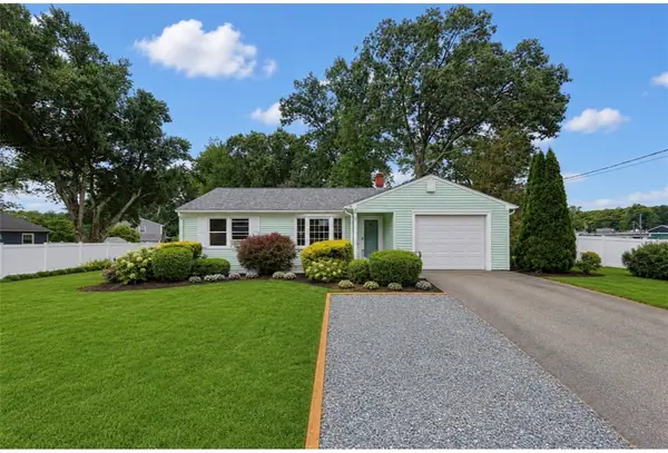27 Bear Hill Road, Cumberland, RI 02864