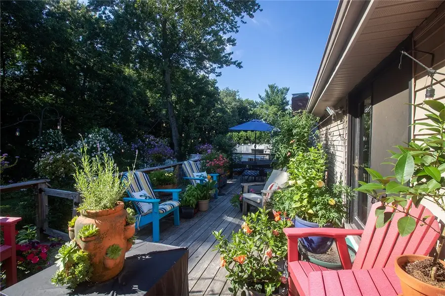 122 Elton Circle, Cranston, RI 02921 - #3