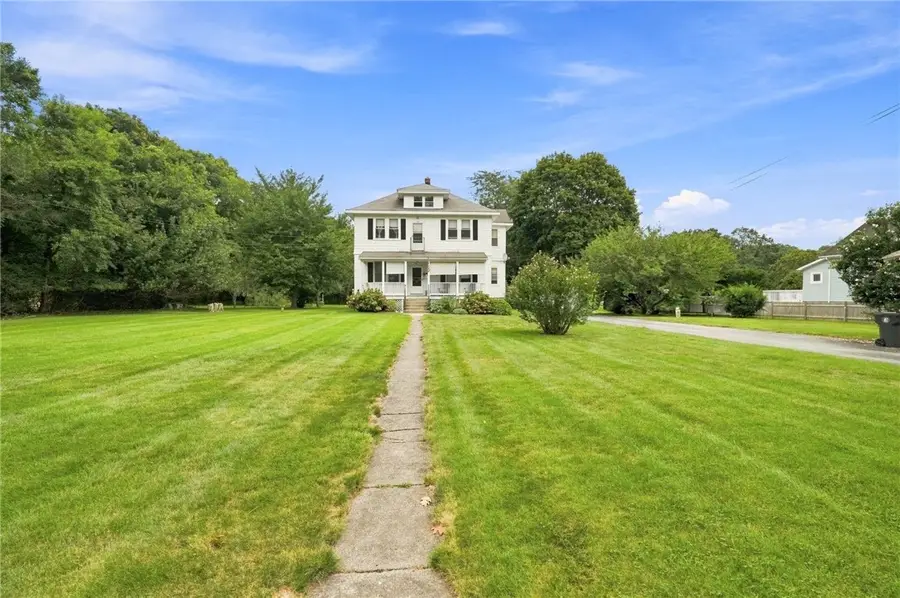 334 Middle Highway, Barrington, RI 02806 - #2
