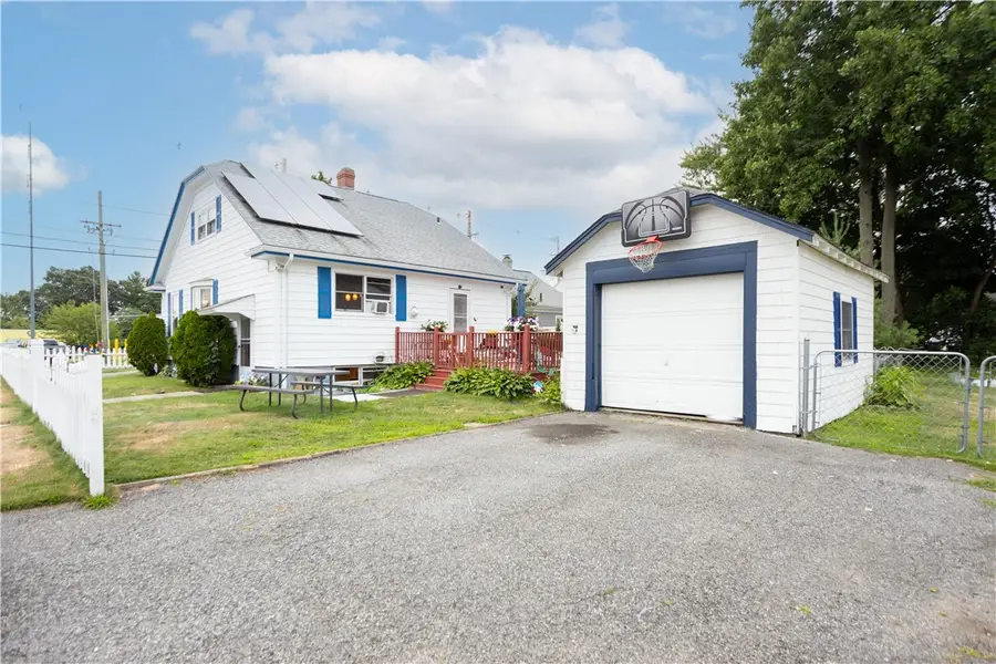 108 York Avenue, Pawtucket, RI 02860 - #3