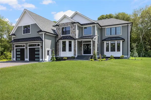 140 South Pier Road, Narragansett, RI 02882