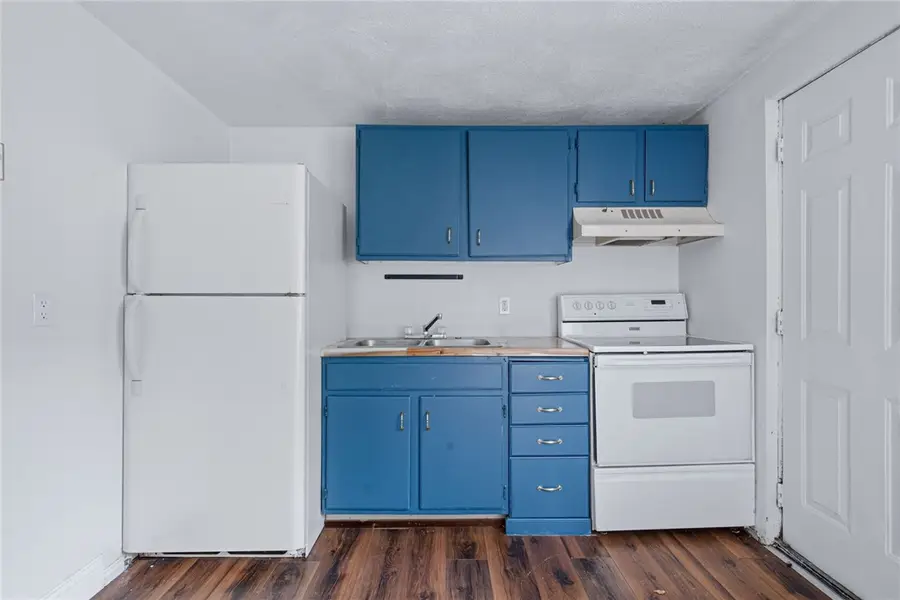 27 South Street, West Warwick, RI 02893 - #2