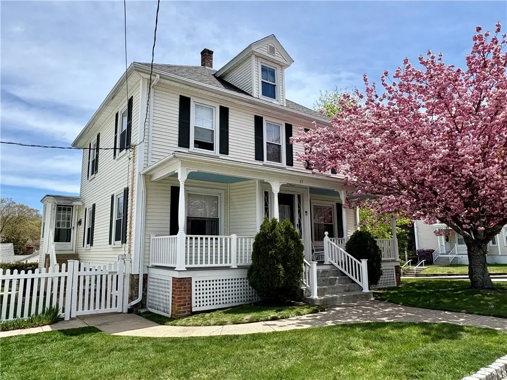 65 Summit Avenue, West Warwick, RI 02893 - #1