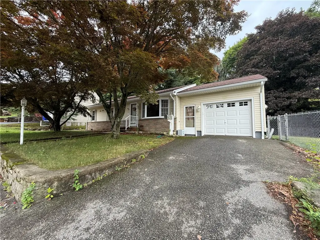 28 Arthur Street, West Warwick, RI 02893 - #1
