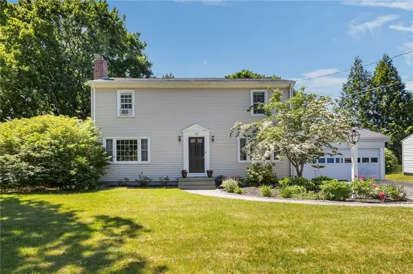 30 Thomas Leighton Boulevard, Cumberland, RI 02864
