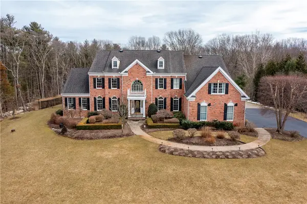 5 Lenihan Lane, East Greenwich, RI 02818