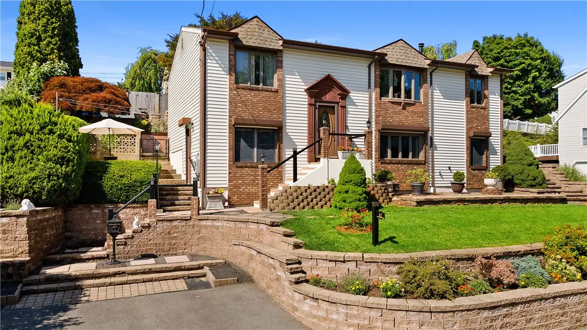 67 Curry Road, Cranston, RI 02920 - #1