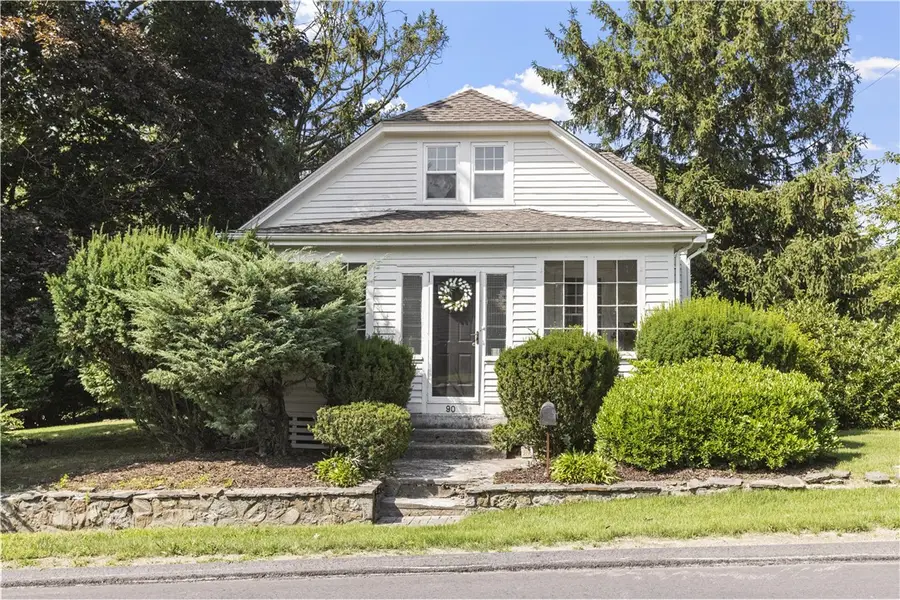 90 Hilltop Road, East Providence, RI 02914 - #2