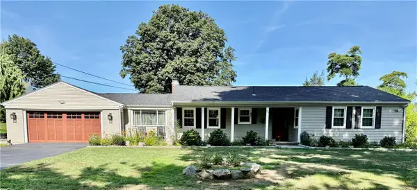 85 Commonwealth Avenue, Warwick, RI 02886