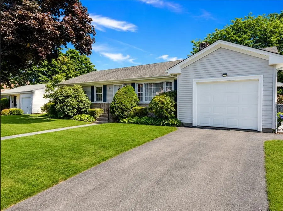 94 Wampanoag Trail, East Providence, RI 02915 - #2