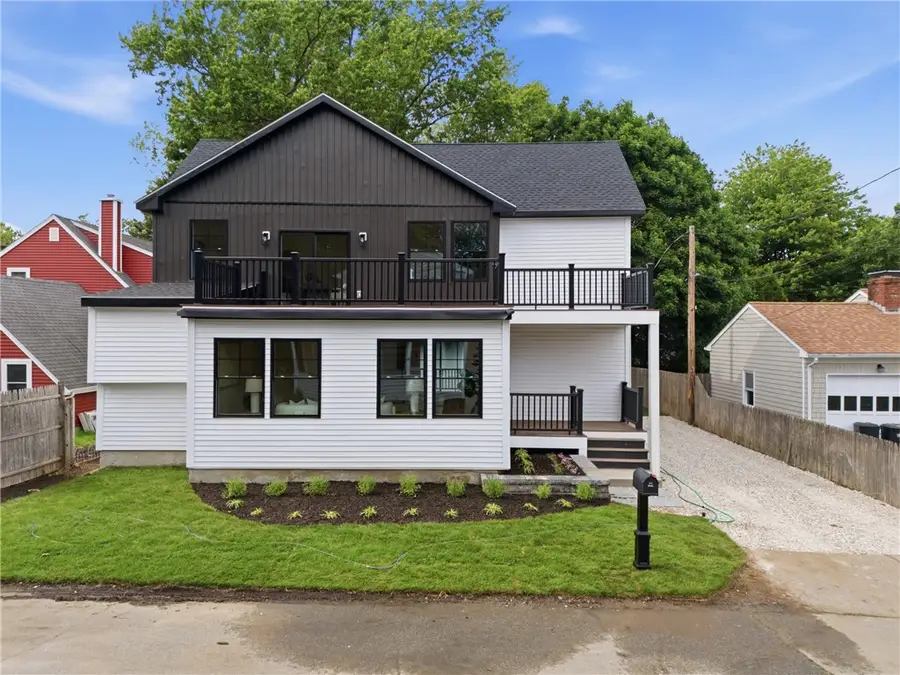 42 Orchard Avenue, Barrington, RI 02806 - #3