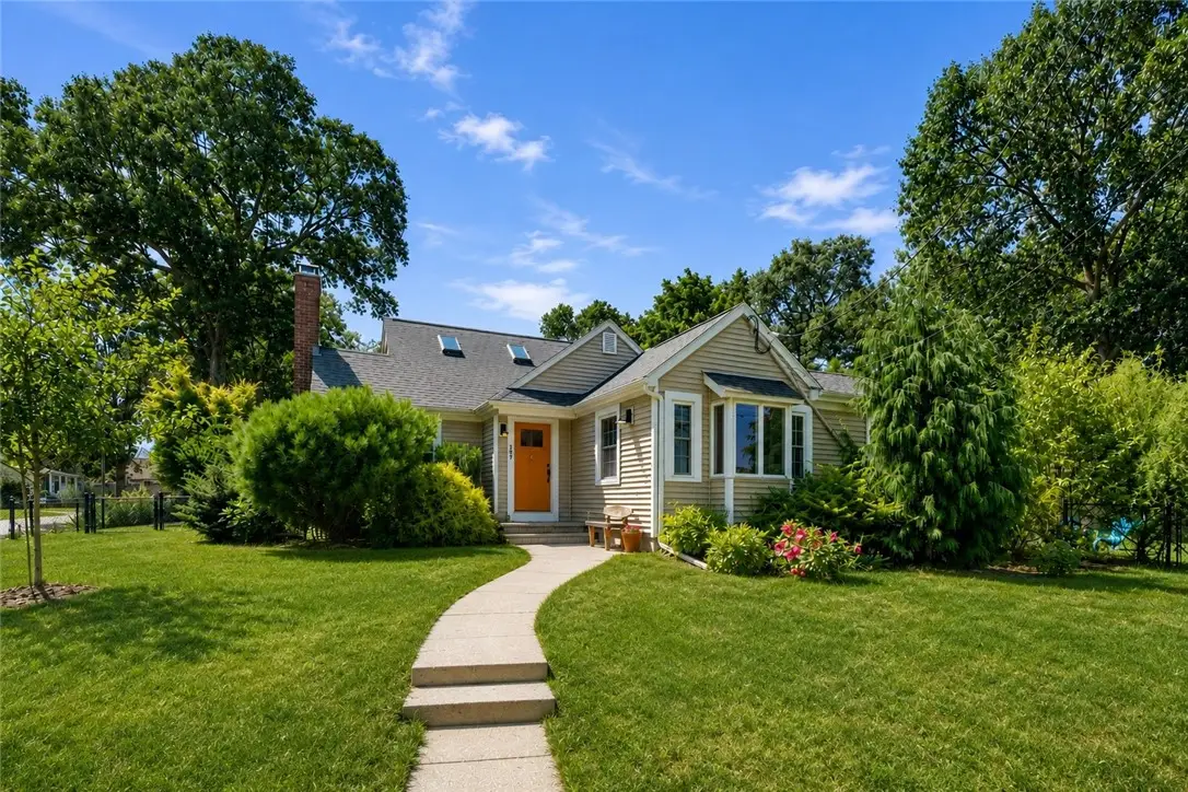 147 Riverside Drive, Riverside, RI 02915 - #1