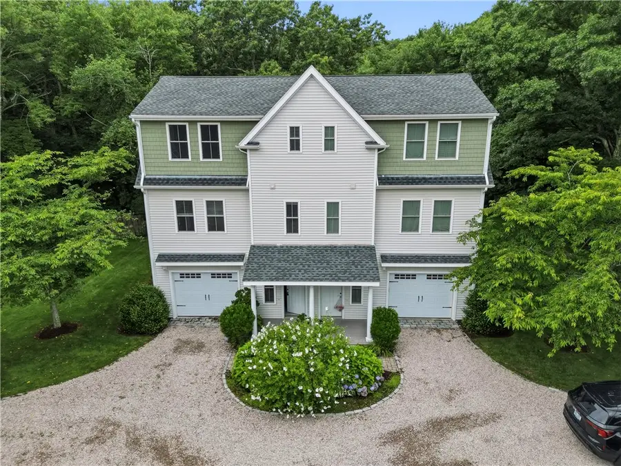 12 Park Avenue #13, Narragansett, RI 02882 - #2