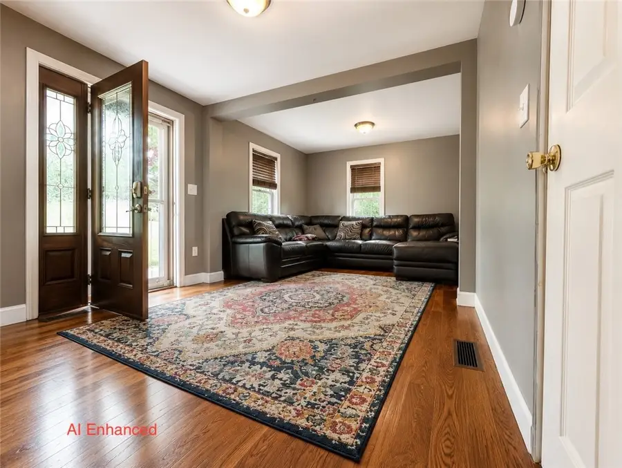 190 George Arden Avenue, Warwick, RI 02886 - #3